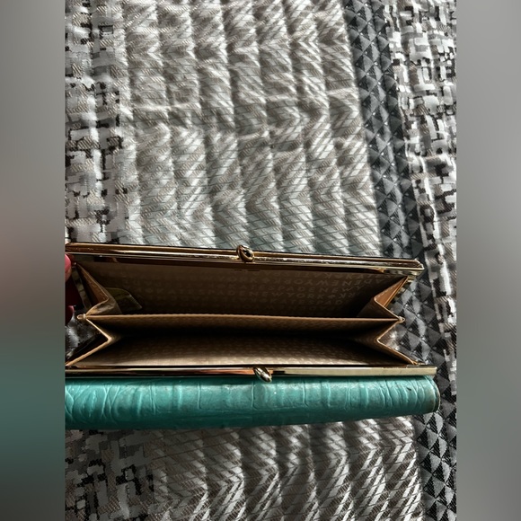 Kate Spade Distressed Wallet - Picture 3 of 9